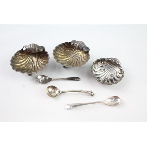 642 - 3 X Antique / Vintage .925 Sterling Silver Novelty Salt Dishes W/ Spoons (57G)