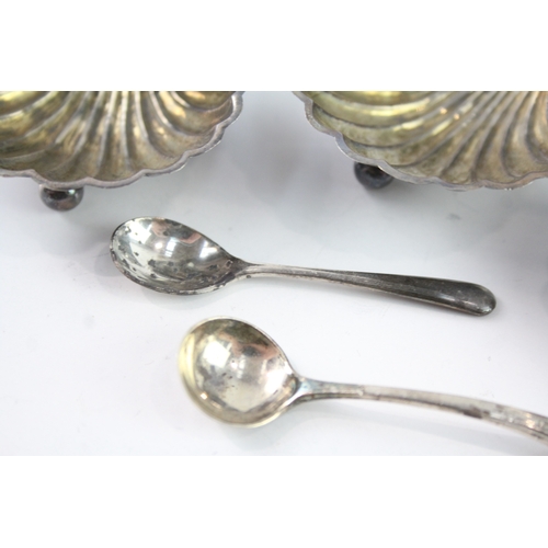 642 - 3 X Antique / Vintage .925 Sterling Silver Novelty Salt Dishes W/ Spoons (57G)