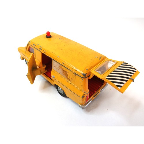 264 - Vintage Dinky Toys 416 Transit Van Motorway services and Dinky Toys Ford Thunderbird 555 (excellent ... 