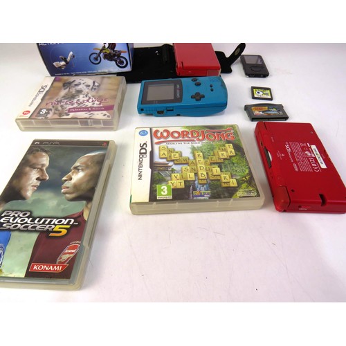 49 - Nintendo DS bundle - untested