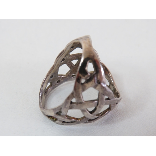 48A - Vintage silver celtic scarf ring