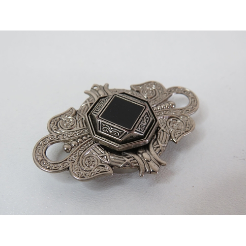 49A - Vintage Onyx New York button brooch