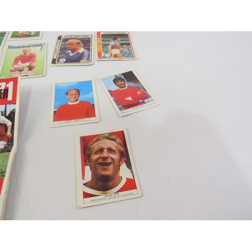 436 - 1970's football trading cards