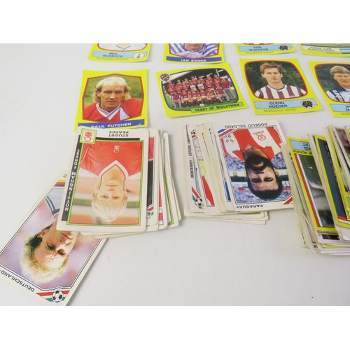 438 - 1980's figurine panini football stickers