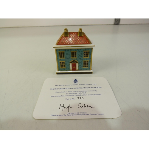 150 - Royal Crown Derby- mulberry house and certificate