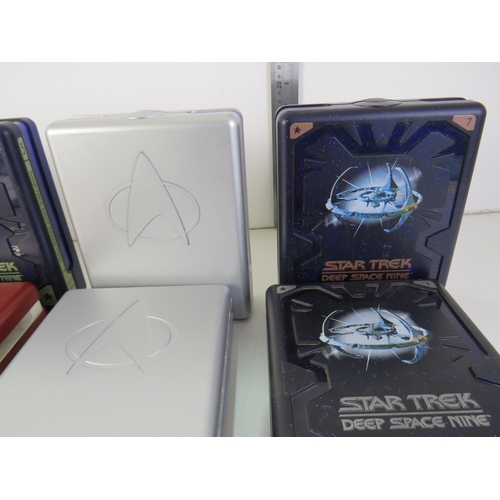 123 - Eighteen limited edition star trek box cds