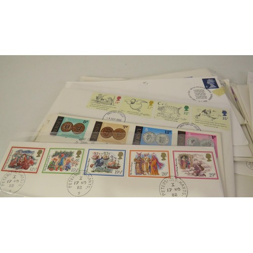 431 - Large lot of Loose First Day Covers