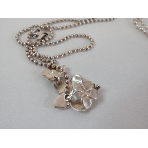 235 - Three silver necklaces- 33g