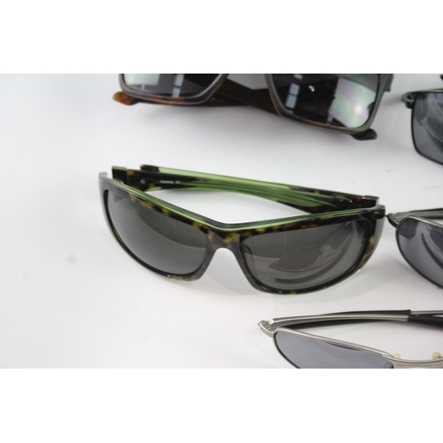 107 - Oakley Designer Sunglasses Inc Cases x 5