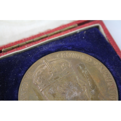 27 - Boxed Bronze Edward VII 1902 Coronation Medal