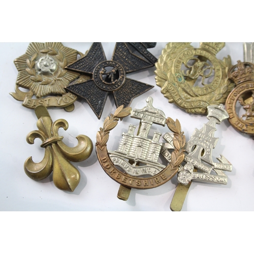 70 - Military Cap Badges Inc East Yorks, South Lancs, Etc x 12