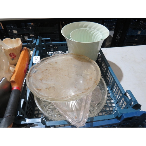 303 - Six trays of unsorted stock