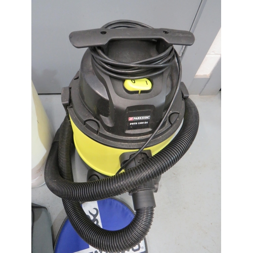 318 - Parkside cylinder hoover, car wash equipment and two tennis rackets