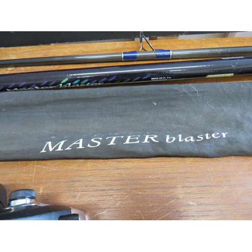 321 - beach caster rod (new) with reel (new) znc multiplier reel in box and weighs builders helmes and saf... 