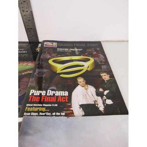 312 - Rugby league programmes and collectable simpsons books
