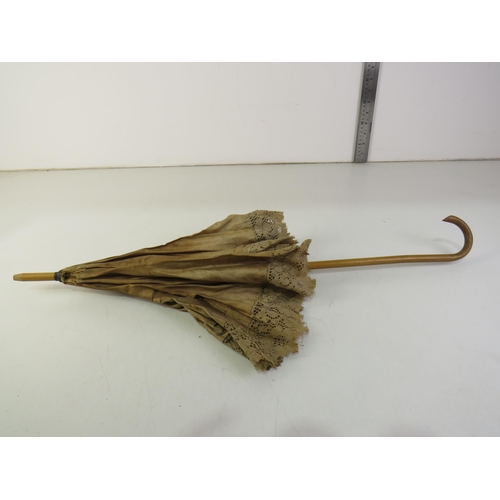 315 - Antique sun umbrella