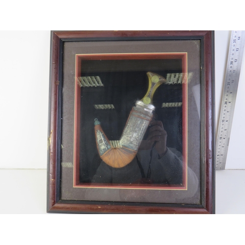 254 - Jambiya yemen dagger bone handle displayed in a frame