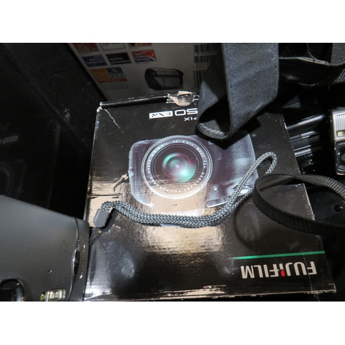 359 - Box of assorted cameras