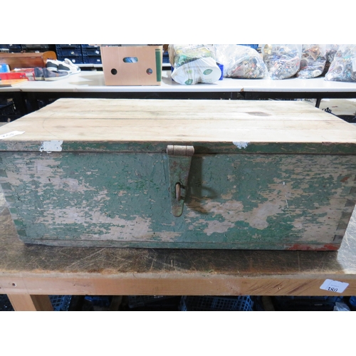 352 - vintage wooden toolbox