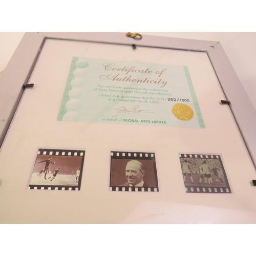 171 - Busby Babes picture with certificate.