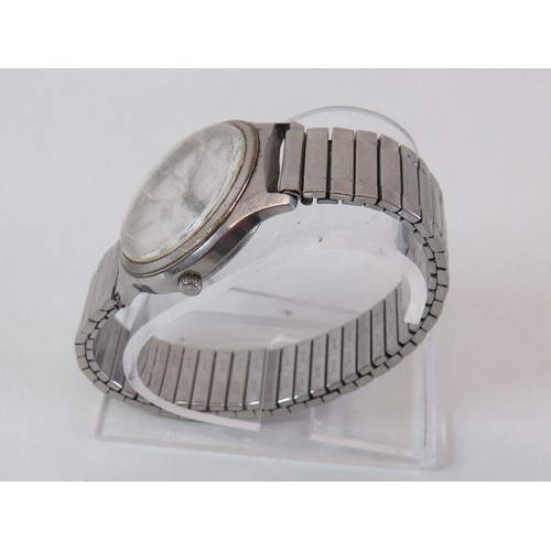 54 - Vintage Bullova N9 gents watch.