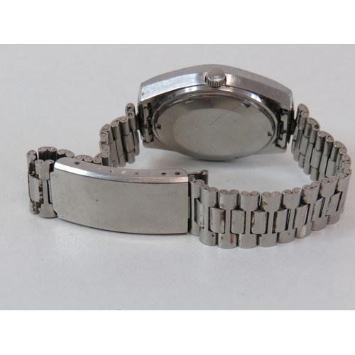 57 - 1970s Rotary automatic gents watch, working.