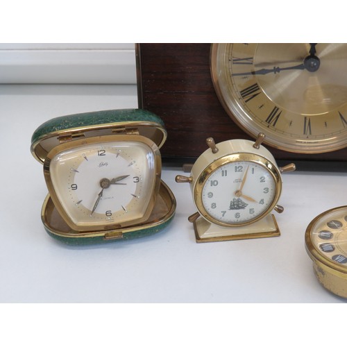 5 - Mixed lot of clocks including travel clock, Smiths desk clock etc