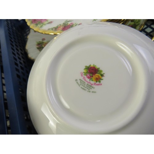 36A - Job lot of Royal Albert Country Roses to include teaset, plates, trinket pot etc
