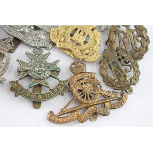 555 - Military Cap Badges Inc Black Watch, Dragoons, Royal Marines, Etc x 12