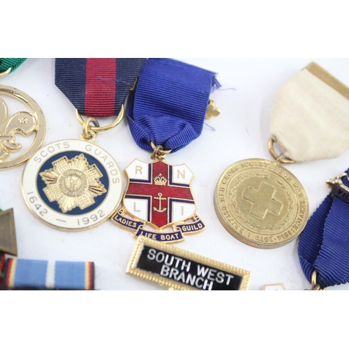 556 - Mixed Medals Inc WW1 French Croix De Guerre Red Cross Medal Etc