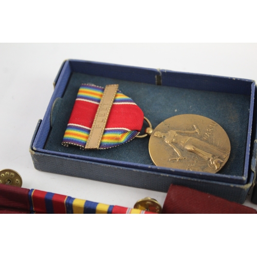 557 - American Full Sized & Miniature Military Medals Inc Medal For Merit WW2 Etc