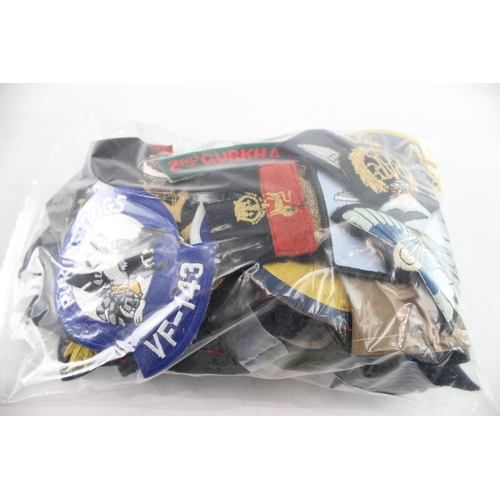 562 - Mixed Cloth Military Badges Inc Army, Navy, RAF, SAS, Etc