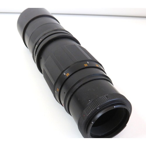 70 - Soligor Telephoto 1:4.5 camera lens, working.