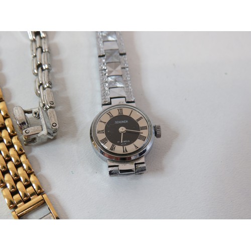 287 - A job lot of ladies vintage watches.