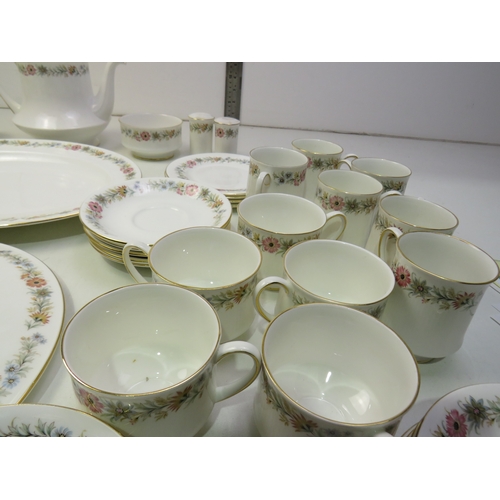 137 - Paragon Belinda tea service