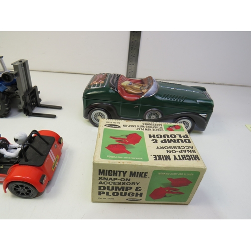 200 - Lot of diecast to include tractor, fire engine etc