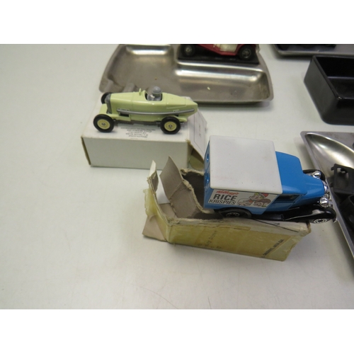 203 - Matchbox vehicle ash trays, trinket box and other diecast