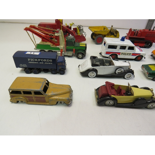 210A - Assortment of Dinky, Corgi, Matchbox and other diecast