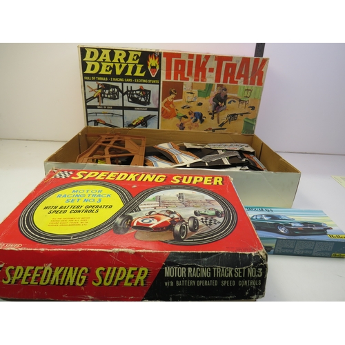 192 - Triang Trik Trac, Speedking and Heller 3 with cars