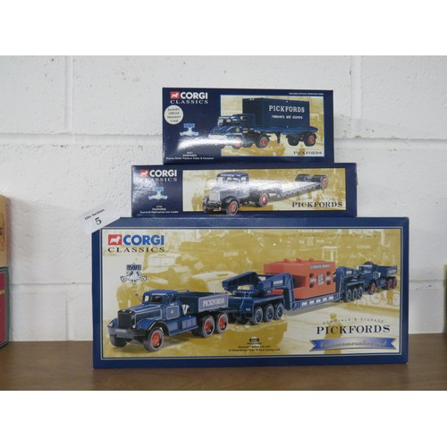 5 - Set of three boxed Corgi Classics Pickfords vehicles to include 30501, 16702 and 55201