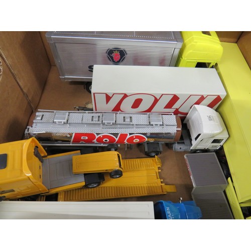 22 - Job lot of model diecast trucks