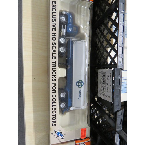 29 - Assortment of boxed model railway items