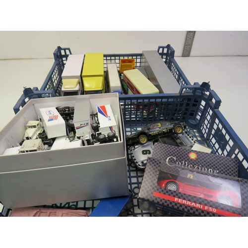 35 - Job lot of assorted model vehicles