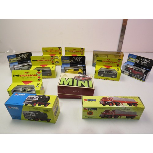 36 - Mixed lot of boxed diecast