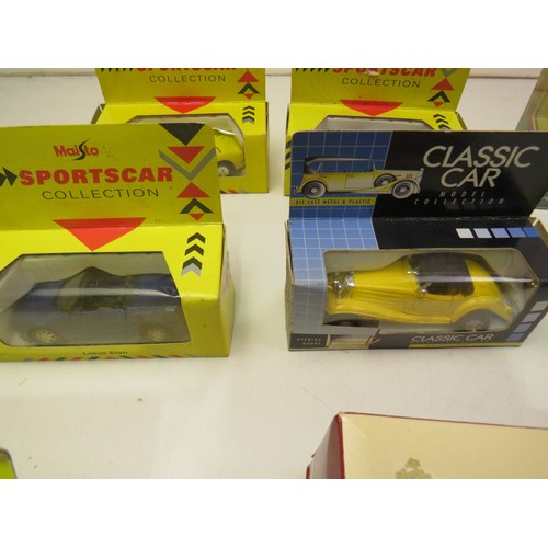 36 - Mixed lot of boxed diecast