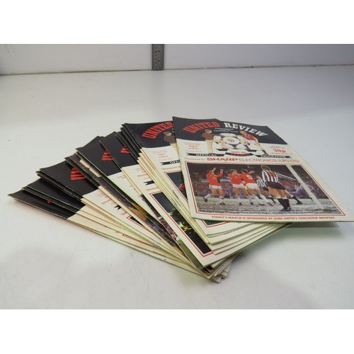 115 - Manchester united 1980's programmes