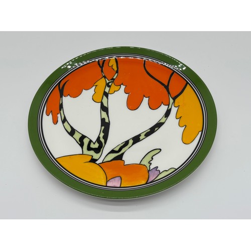 100E - Wedgewood clarice cliff L/E plate Honolulu