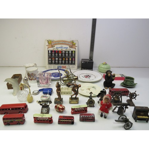 146 - Mixed box of collectables including Sylvac, Wedgwood, Royal Doulton, vintage buses, and more.