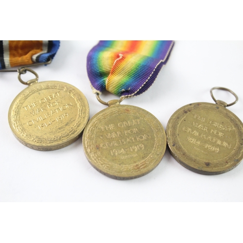 10 - WW1 Victory Medals To Pte Hempshall Linc R, Pte Barber Y+L R & Rubbed Off Name
