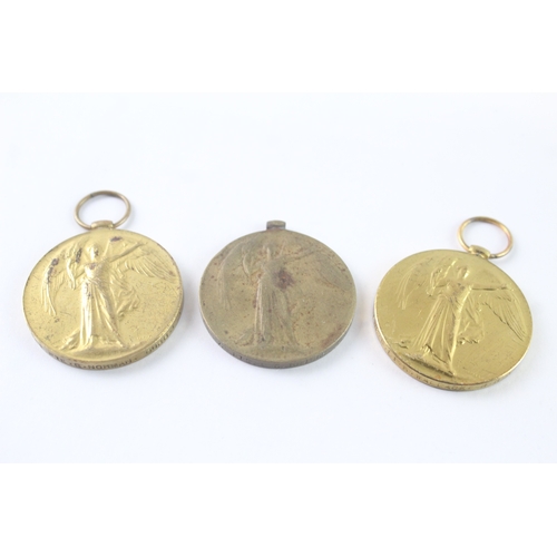 18 - WW1 Victory Medals To S.Lt Wallace RNR, Pte Norman Durh L.I & Pte Bridger Suss R